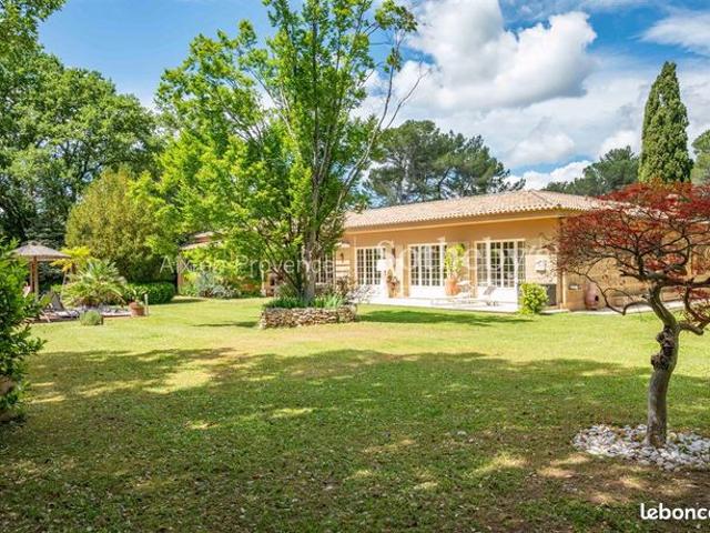 Propriété 7 pièces 290 m²