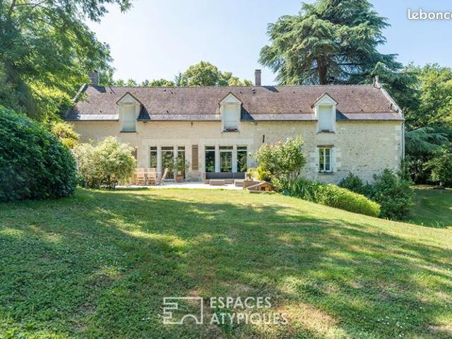 Propriété 7 pièces 305 m²