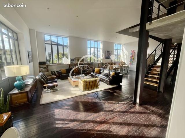 Propriété 7 pièces 305 m²