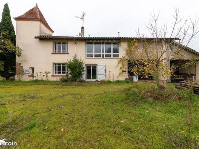 Propriété 7 pièces 306 m²