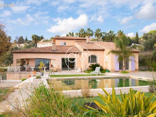 Propriété 7 pièces 300 m²