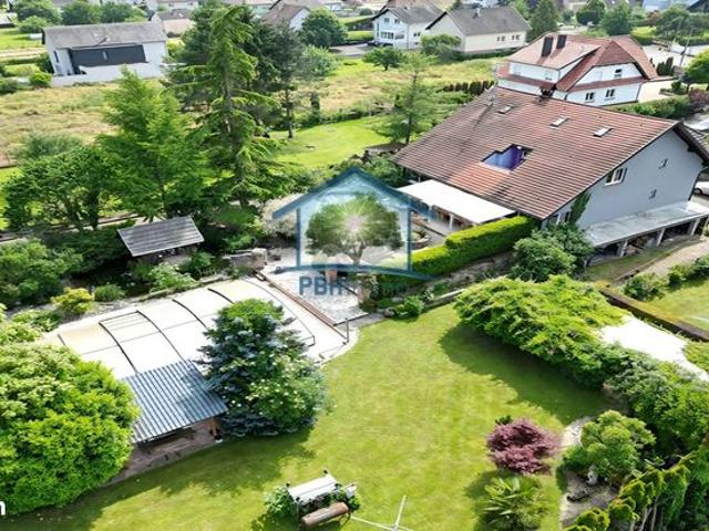 Propriété 7 pièces 300 m²