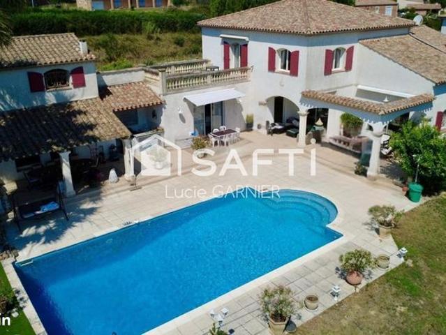 Propriété 7 pièces 300 m²