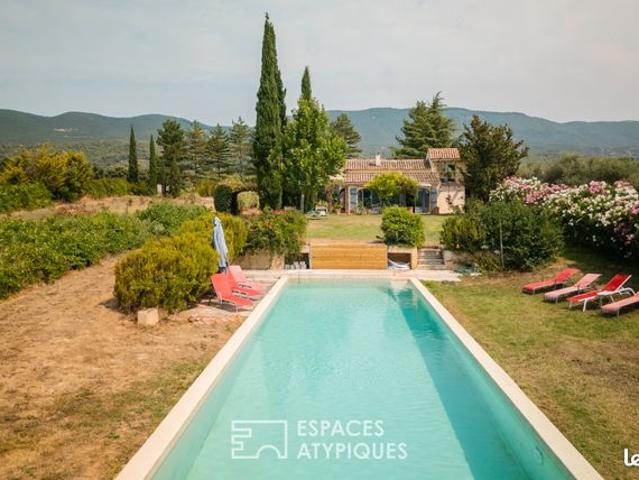Propriété 7 pièces 300 m²