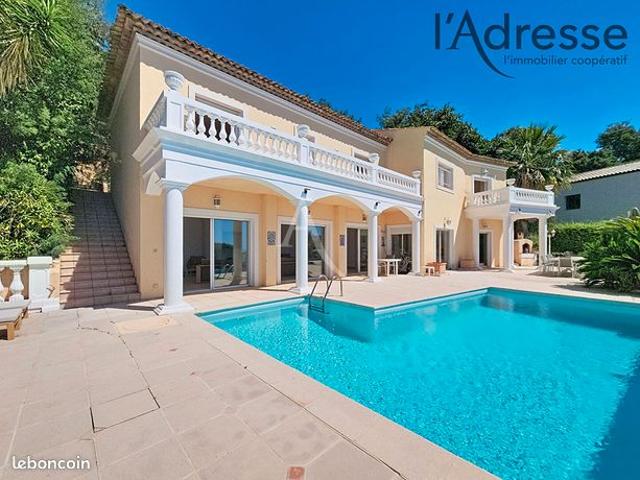 Propriété 7 pièces 300 m²