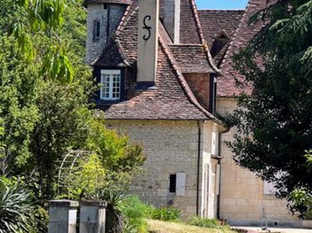 Propriété 7 pièces 302 m²