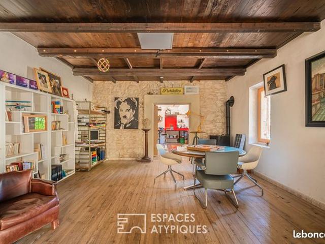 Propriété 7 pièces 302 m²