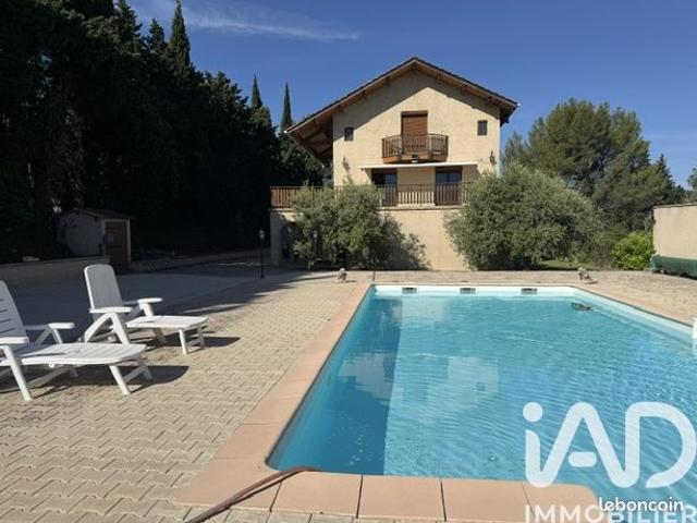 Propriété 7 pièces 315 m²