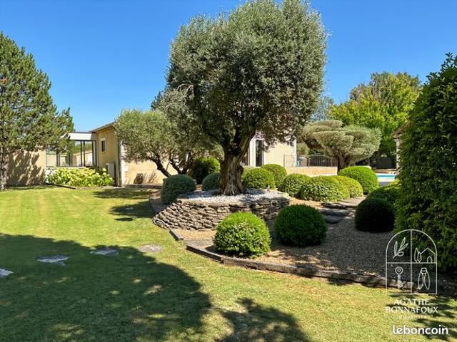 Propriété 7 pièces 315 m²