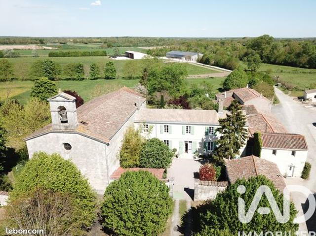 Propriété 7 pièces 310 m²