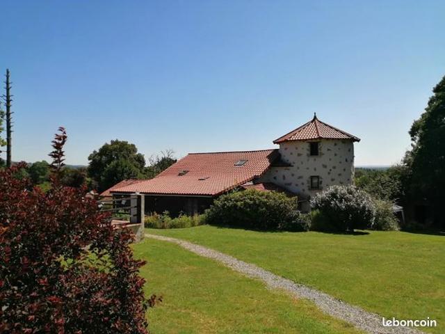 Propriété 7 pièces 311 m²