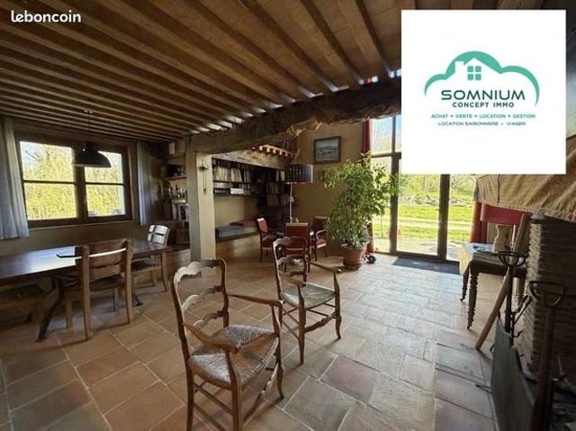 Propriété 7 pièces 312 m²