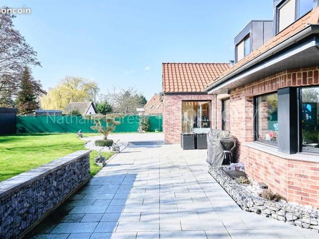 Propriété 7 pièces 312 m²