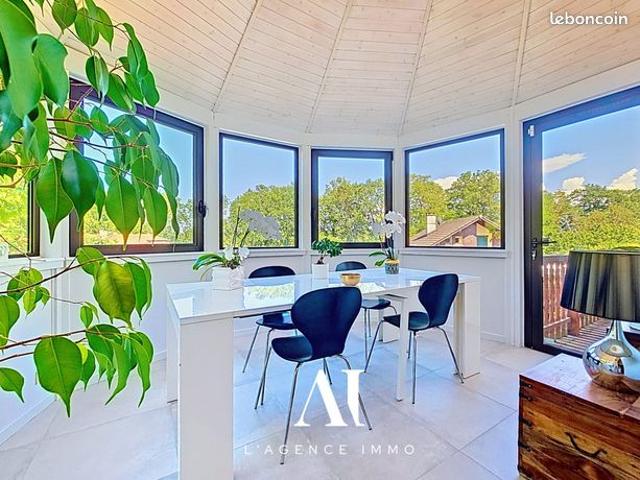 Propriété 7 pièces 312 m²