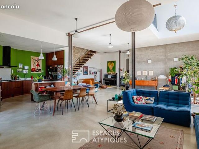 Propriété 7 pièces 320 m²