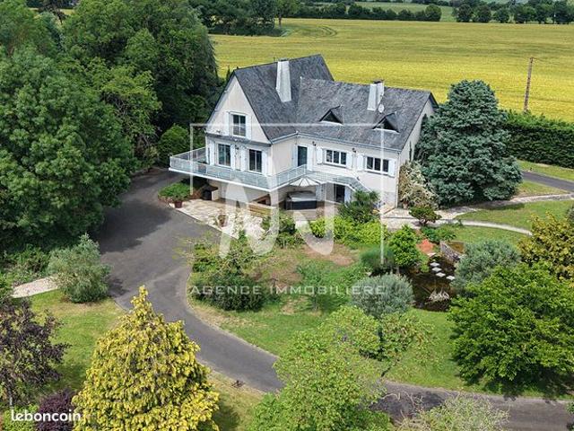 Propriété 7 pièces 320 m²