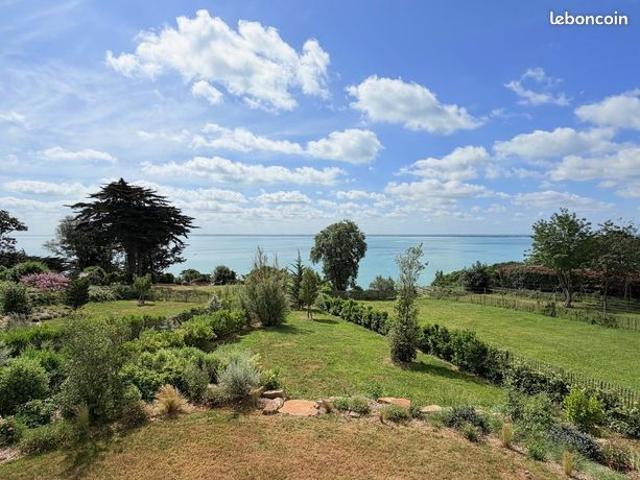 Propriété 7 pièces 335 m²