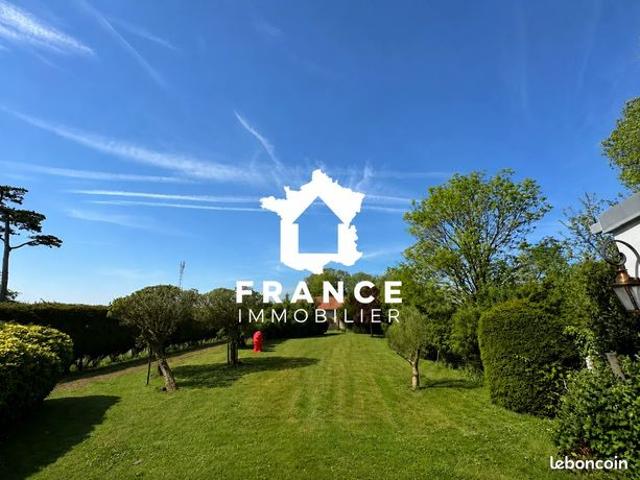 Propriété 7 pièces 330 m²
