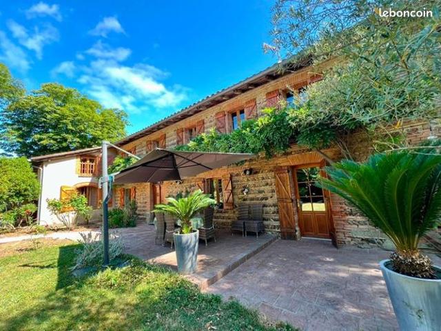 Propriété 7 pièces 330 m²