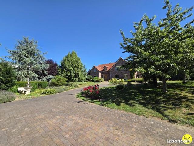 Propriété 7 pièces 346 m²