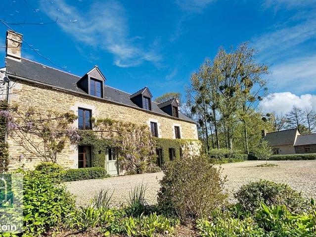 Propriété 7 pièces 342 m²
