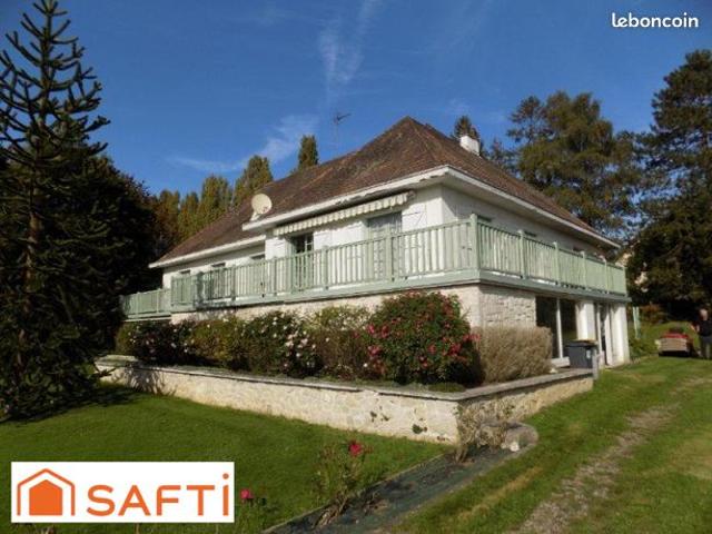 Propriété 7 pièces 356 m²