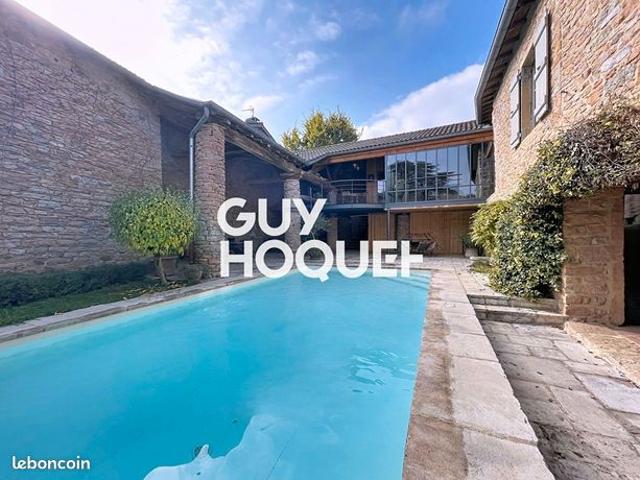 Propriété 7 pièces 350 m²