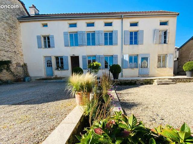 Propriété 7 pièces 365 m²