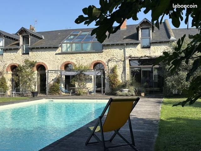 Propriété 7 pièces 375 m²