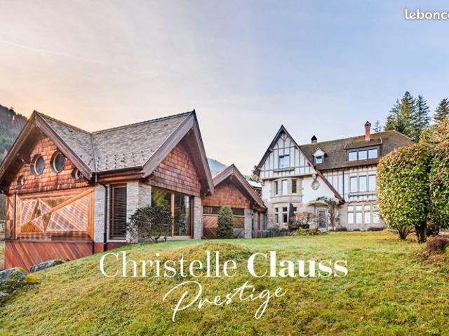 Propriété 7 pièces 388 m²