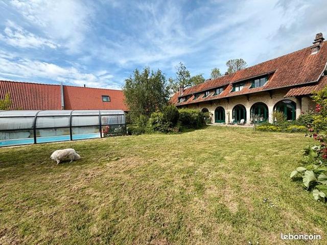 Propriété 7 pièces 390 m²