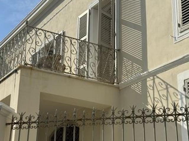 Propriété 7 pièces 440 m²