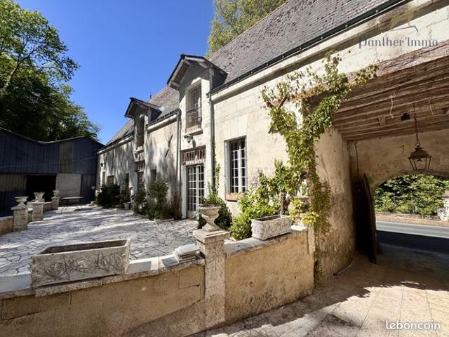 Propriété 7 pièces 591 m²