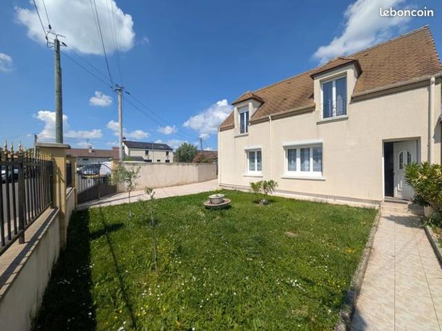 Propriété 7 pièces 98 m²