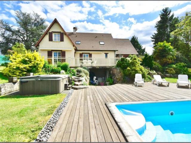 Propriété 4/5 chambres avec piscine