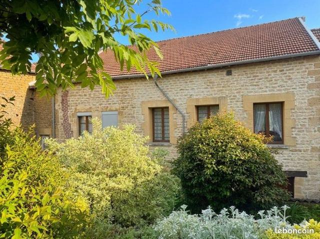 Propriété 4 pièces 104 m²