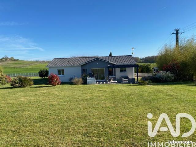 Propriété 4 pièces 104 m²