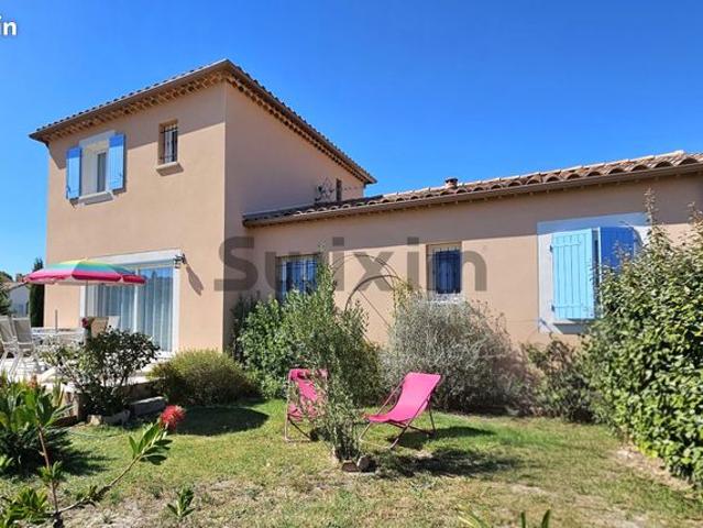 Propriété 4 pièces 104 m²