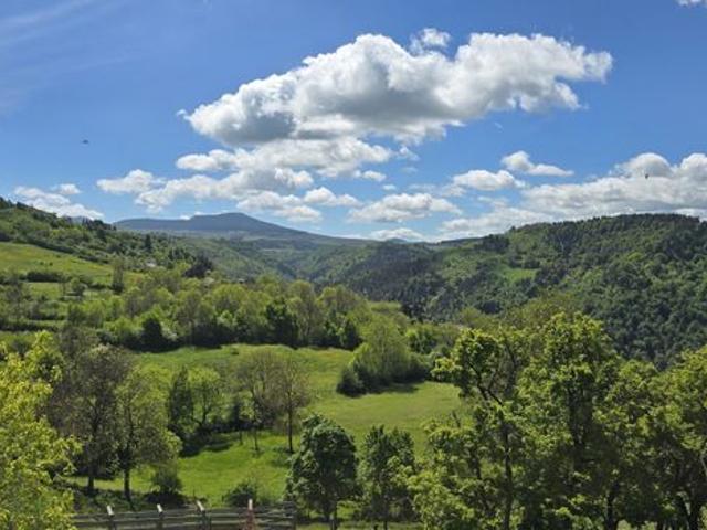 Propriété 4 pièces 104 m²