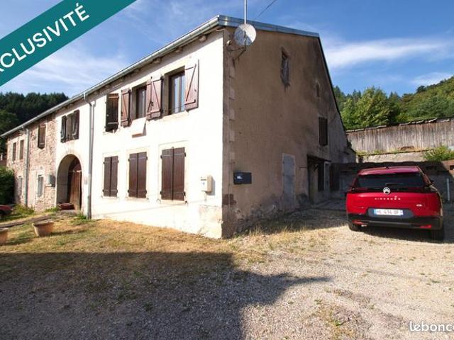 Propriété 4 pièces 105 m²