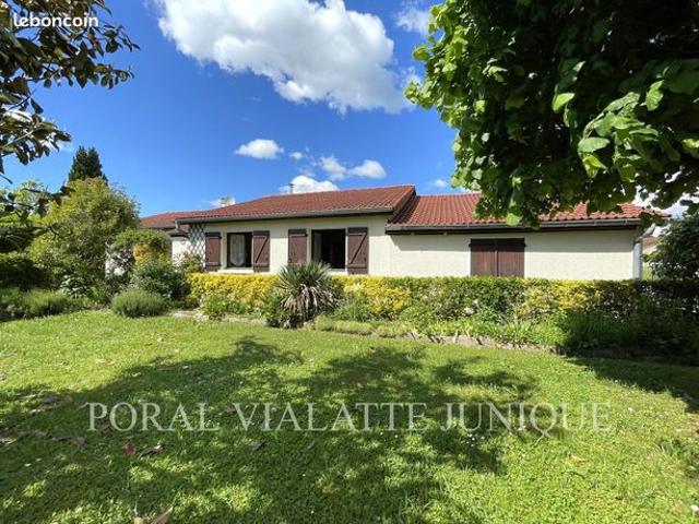 Propriété 4 pièces 105 m²