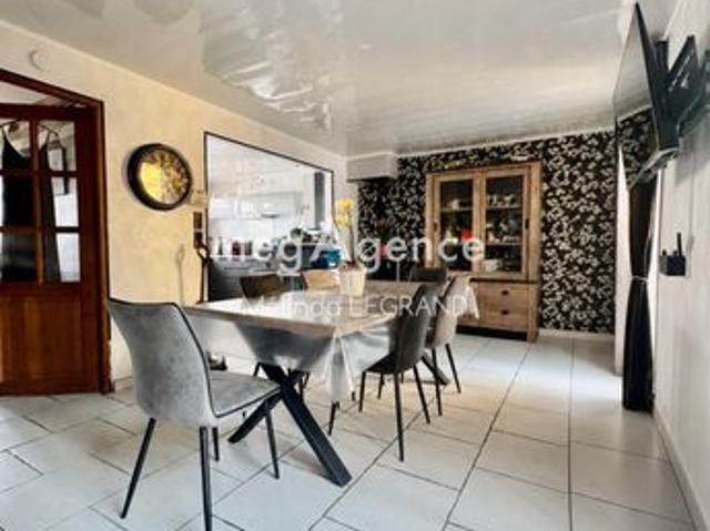 Propriété 4 pièces 105 m²