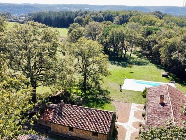 Propriété 4 pièces 105 m²
