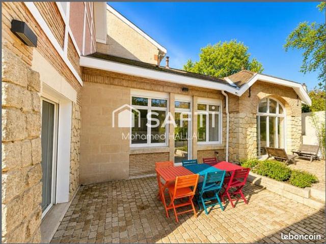 Propriété 4 pièces 108 m²