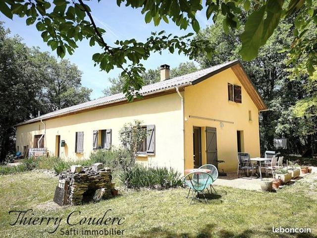 Propriété 4 pièces 108 m²