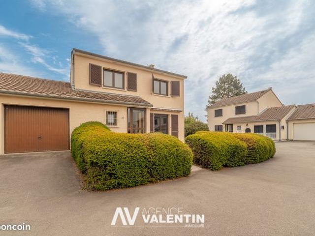 Propriété 4 pièces 108 m²