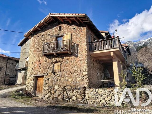 Propriété 4 pièces 109 m²