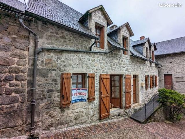 Propriété 4 pièces 100 m²