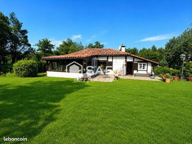 Propriété 4 pièces 100 m²