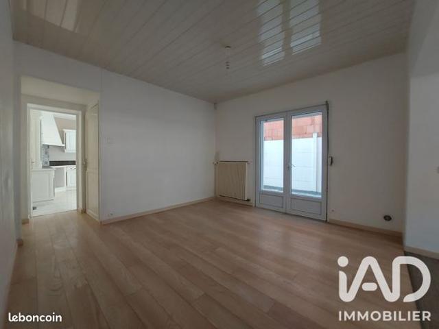 Propriété 4 pièces 100 m²